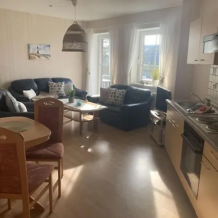 With 3 Bedrooms Hasselberg