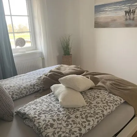 With 3 Bedrooms Nyaraló