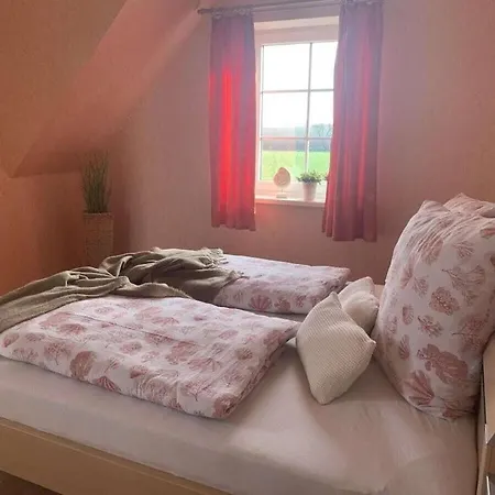 With 3 Bedrooms Nyaraló *